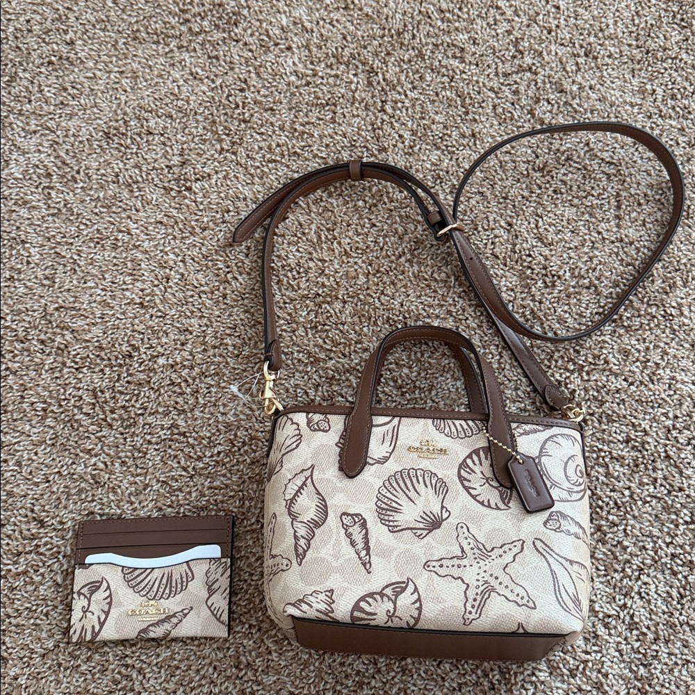 Coach mini city tote shell print and wallet